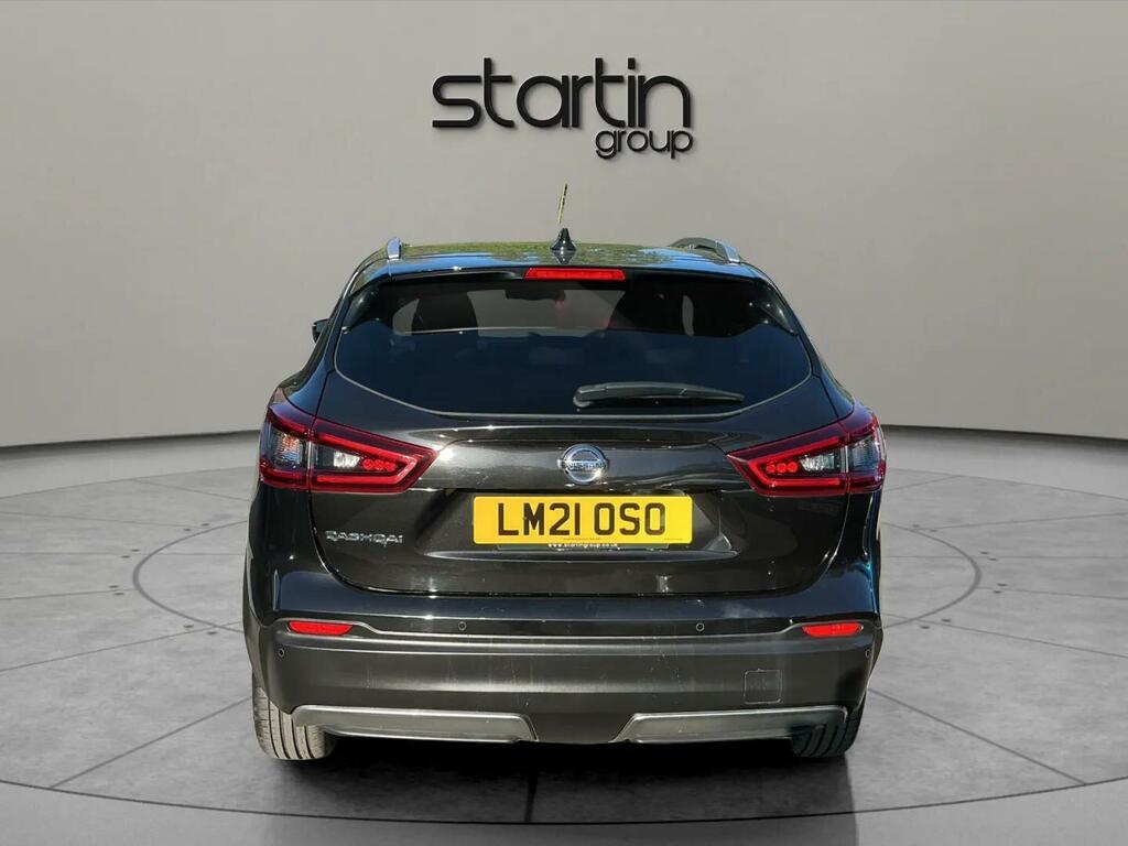 Nissan Qashqai 1.3 Dig-t N-motion Dct Euro 6 Ss LM21OSO Black #5