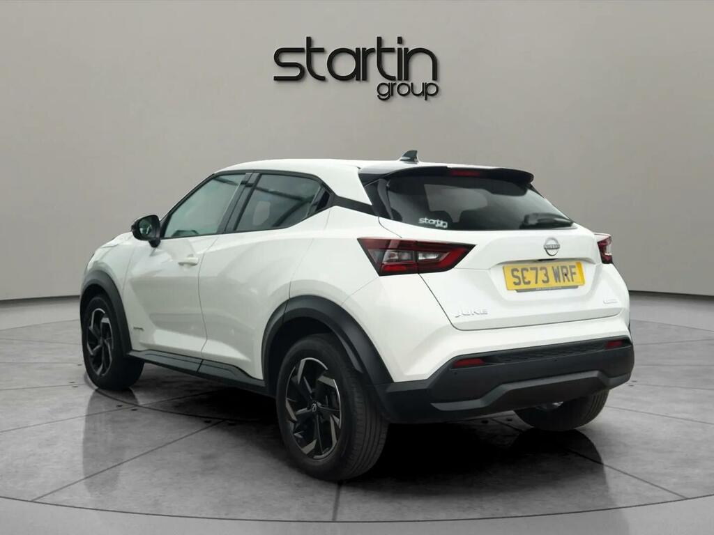 Nissan Juke 1.6 N-connecta Euro 6 SC73WRF White #4
