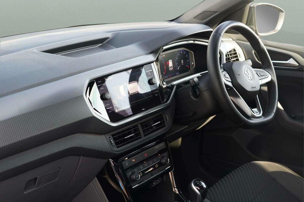 Volkswagen T-Cross 1.0 Tsi R-line Euro 6 Ss DV69KDK Black #2