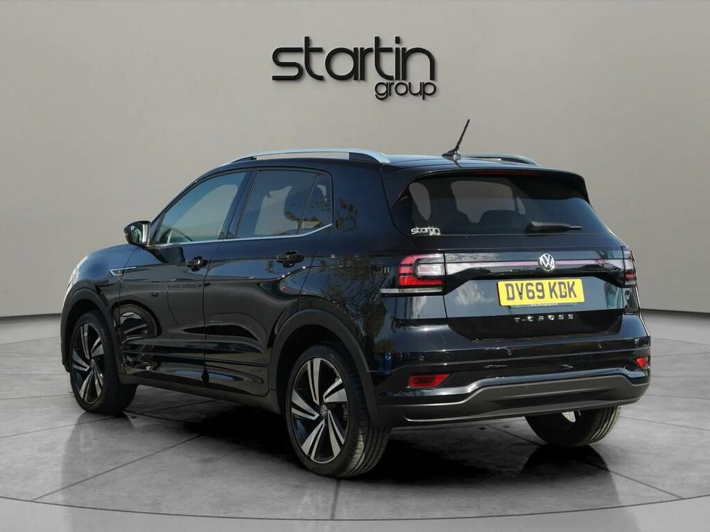 Volkswagen T-Cross 1.0 Tsi R-line Euro 6 Ss DV69KDK Black #3