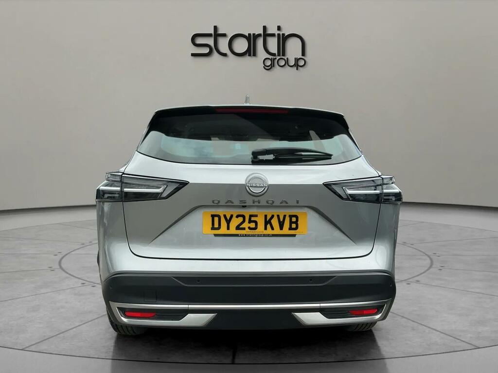 Nissan Qashqai 1.3 Dig-t Mhev Acenta Premium Euro 6 Ss DY25KVB Silver #6