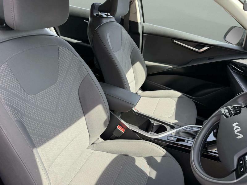 Kia Niro 1.6 Gdi Hev 2 VO73XZV Green #2