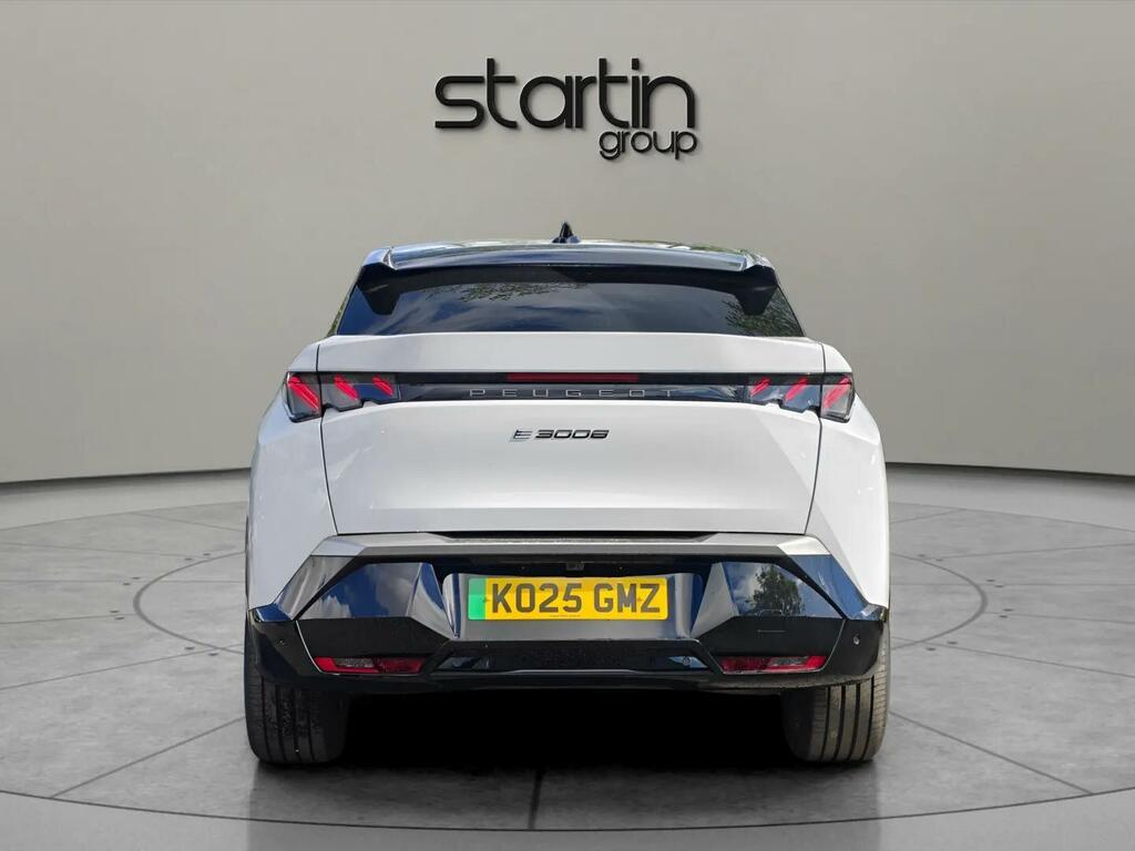 Peugeot 3008 73Kwh Gt KO25GMZ White #5