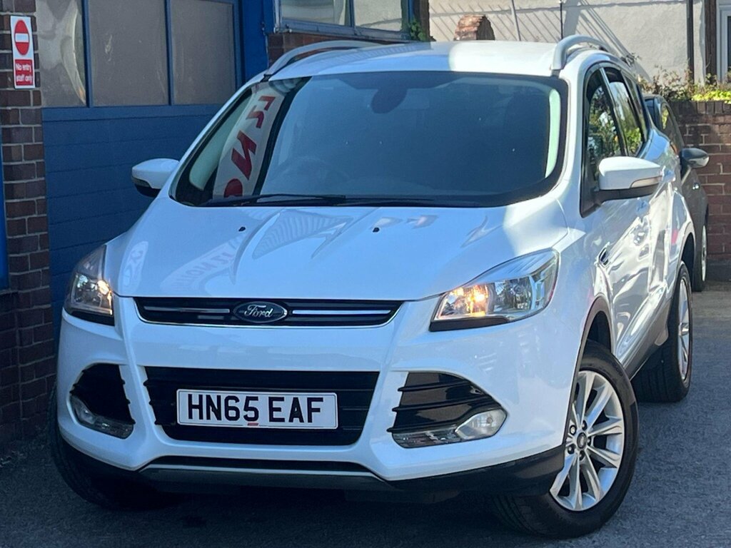 Ford Kuga 2.0 Tdci Titanium Awd Euro 6 Ss HN65EAF White #4