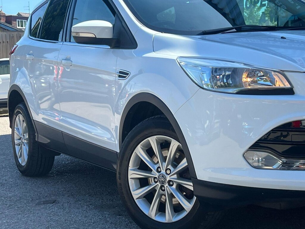 Ford Kuga 2.0 Tdci Titanium Awd Euro 6 Ss HN65EAF White #6