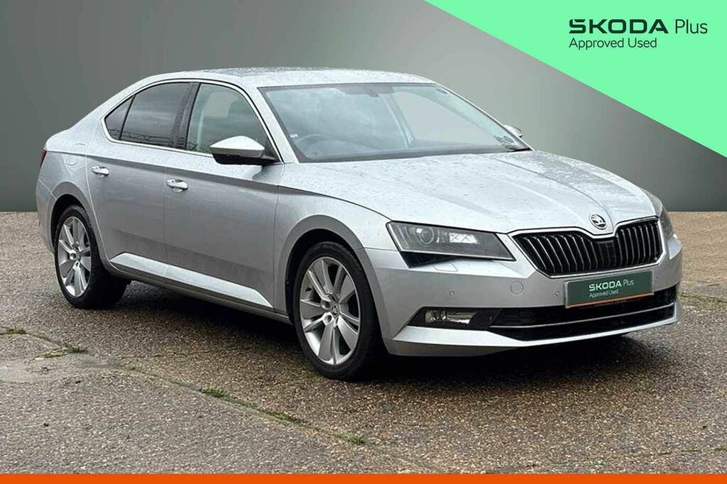 Skoda Superb 2.0 Tdi Cr 190 Se L Executive 4X4 Dsg 7 Sp Silver