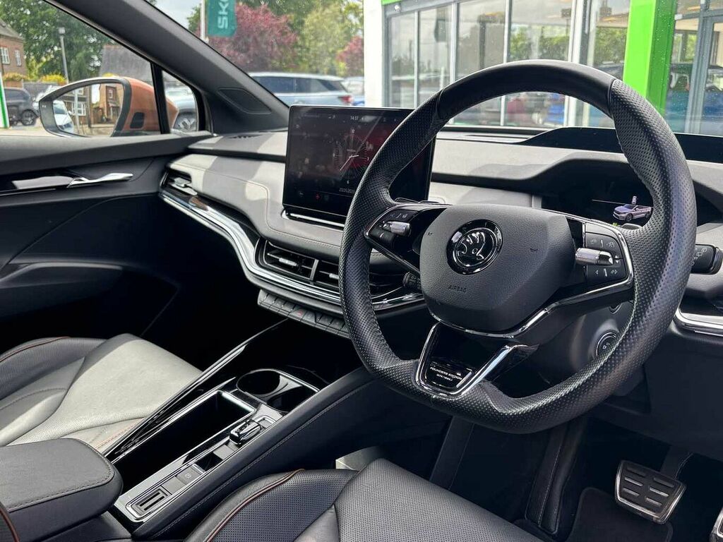 Skoda ENYAQ 150Kw 80 Founders Edition 82Kwh MK22LXF Black #6