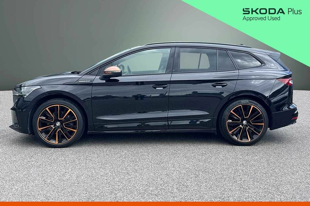Skoda ENYAQ 150Kw 80 Founders Edition 82Kwh MK22LXF Black #4
