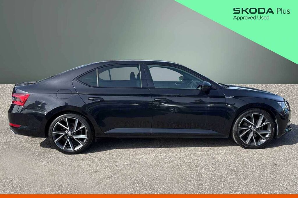 Skoda Superb 2.0 Tsi 190 Sport Line Plus Dsg Black #4