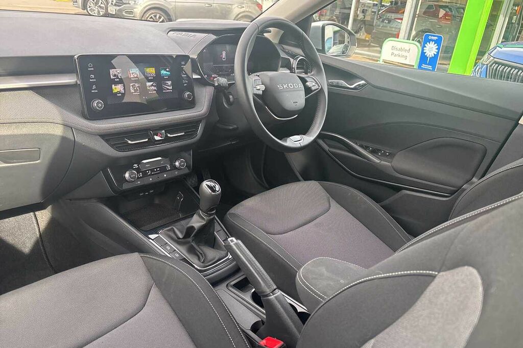 Skoda Fabia 1.0 Tsi Se Edition GL25UFC Silver #2