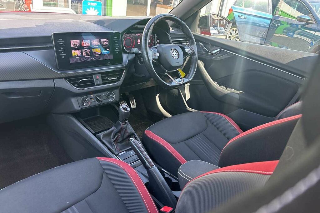 Skoda Kamiq 1.5 Tsi Monte Carlo Red #2