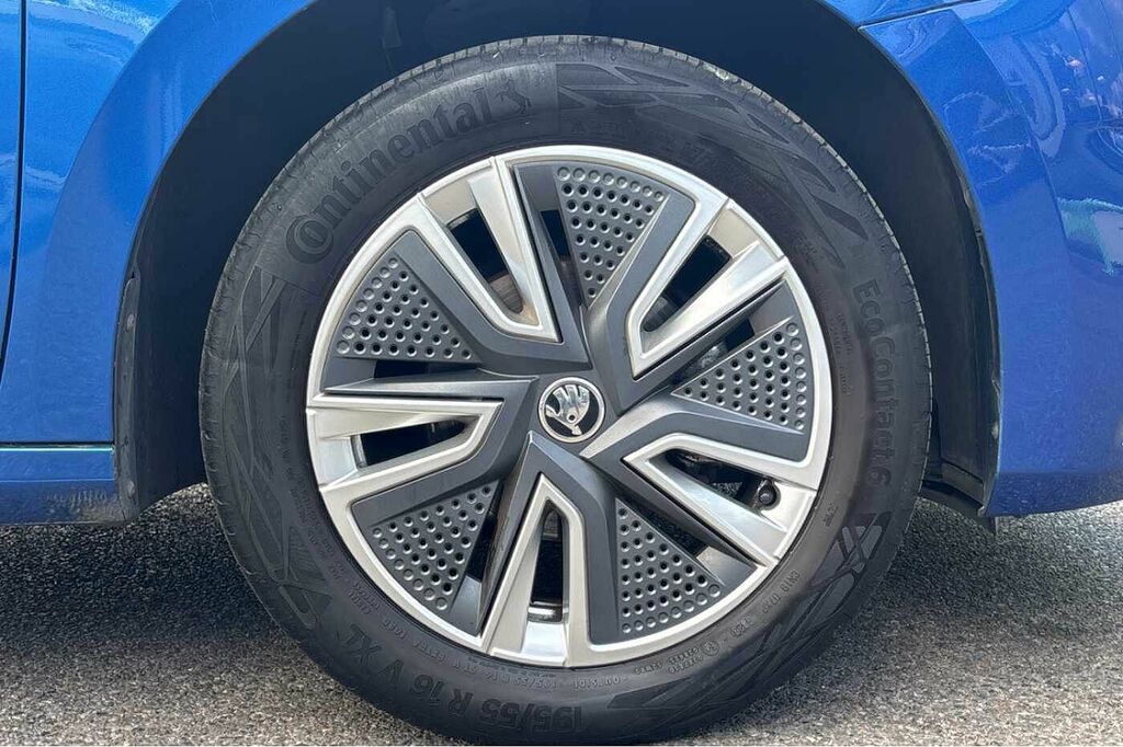 Skoda Fabia 1.0 Tsi Se Comfort HN23PWF Blue #5