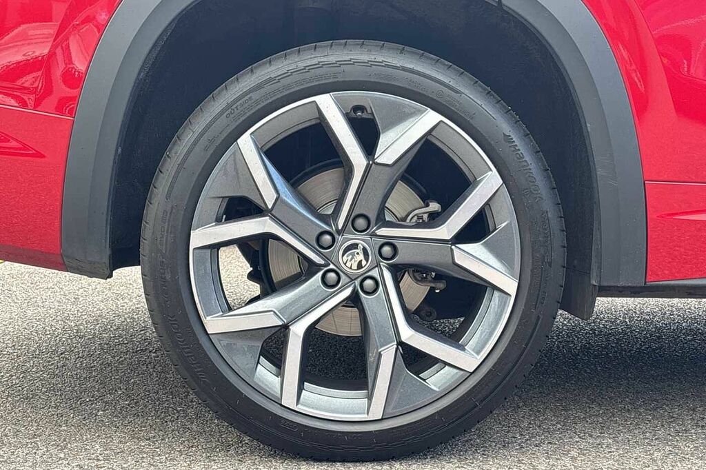 Skoda Kodiaq 1.5 Tsi E-tec Sportline Dsg 7 Seat HN75FKE Red #5