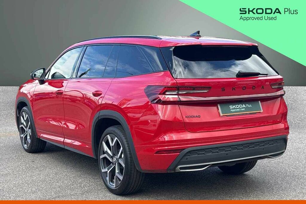 Skoda Kodiaq 1.5 Tsi E-tec Sportline Dsg 7 Seat HN75FKE Red #3