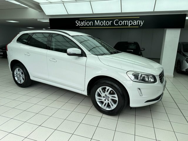 Volvo XC60 T5 Se Nav Suv White #3
