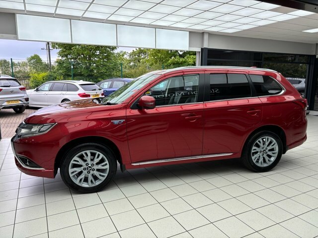 Mitsubishi Outlander 12Kwh 4H Suv DU67OML Red #2
