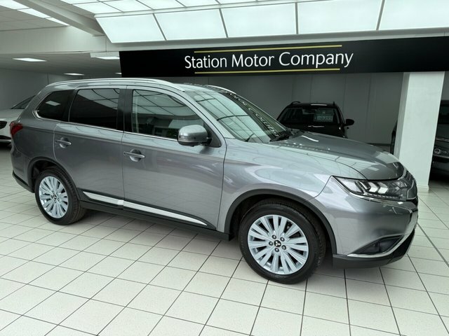 Mitsubishi Outlander Mivec 4 Suv Grey