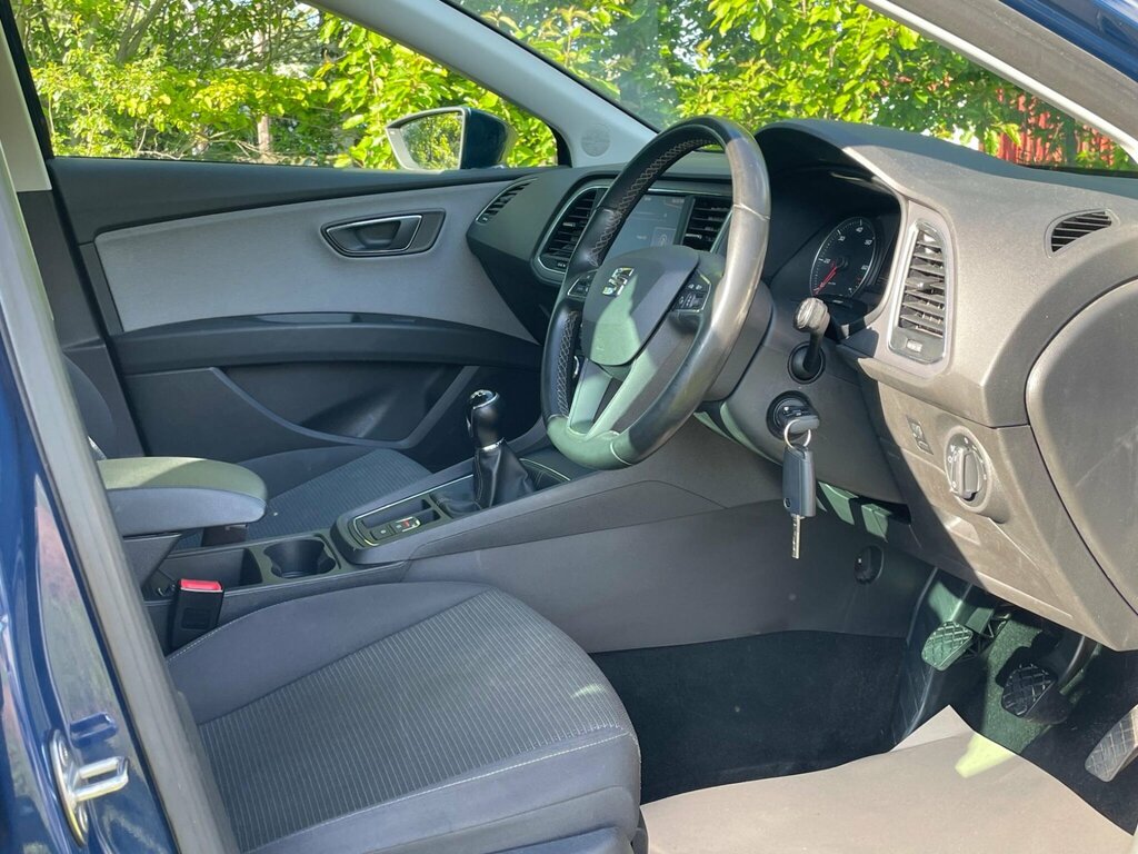 Seat Leon 1.6 Tdi Se Dynamic Technology St Euro 6 Ss WG17HBP Blue #3