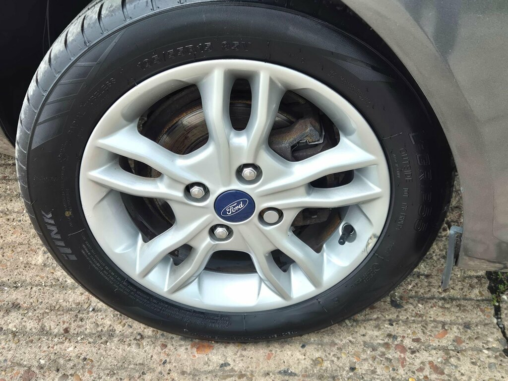 Ford Fiesta 1.25 Zetec Euro 6 SO17DHE Grey #3