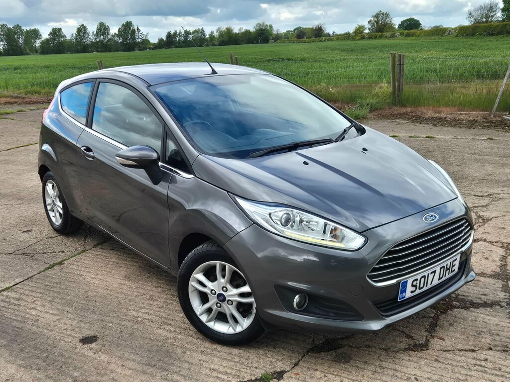 Ford Fiesta 1.25 Zetec Euro 6 SO17DHE Grey #2
