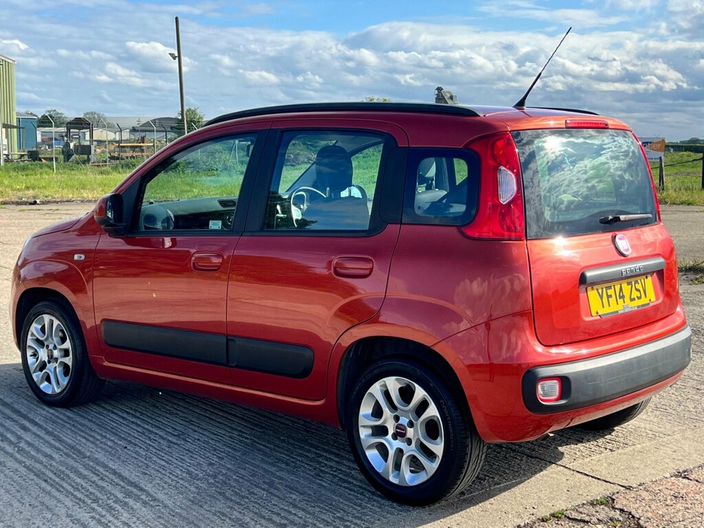 Fiat Panda 1.2 Lounge Euro 6 YF14ZSV Red #5