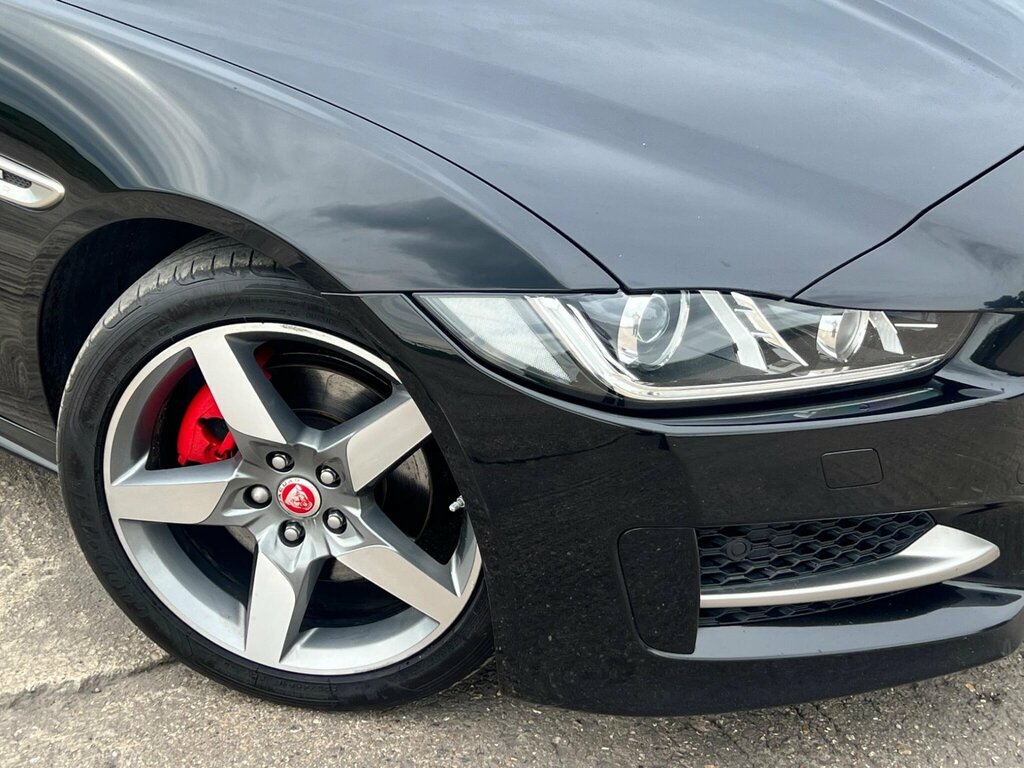 Jaguar XE 2.0D R-sport Euro 6 Ss Black
