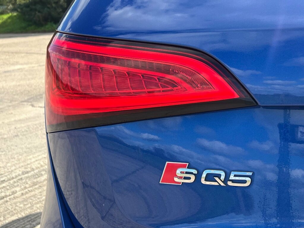 Audi SQ5 3.0 Bitdi V6 Tiptronic Quattro Euro 5 Ss SW15WKR Blue #4