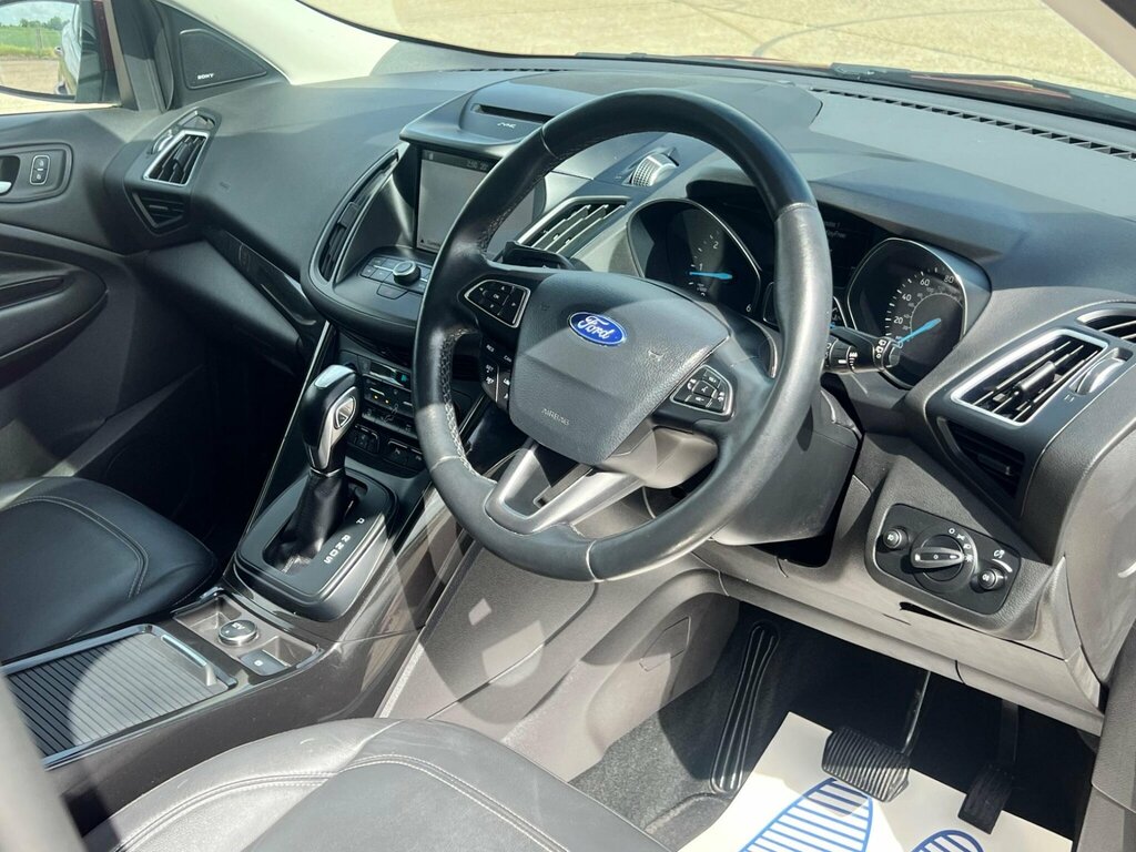 Ford Kuga 2.0 Tdci Ecoblue Titanium X Edition Powershift Awd Red