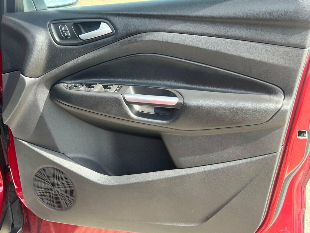 Ford Kuga 2.0 Tdci Ecoblue Titanium X Edition Powershift Awd EF69HUU Red #4