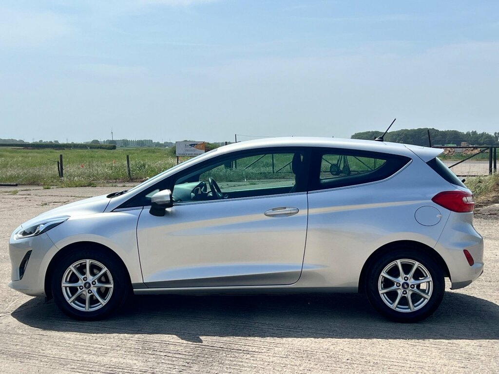 Ford Fiesta 1.1 Ti-vct Zetec Euro 6 Ss YG67ZMV Silver #6