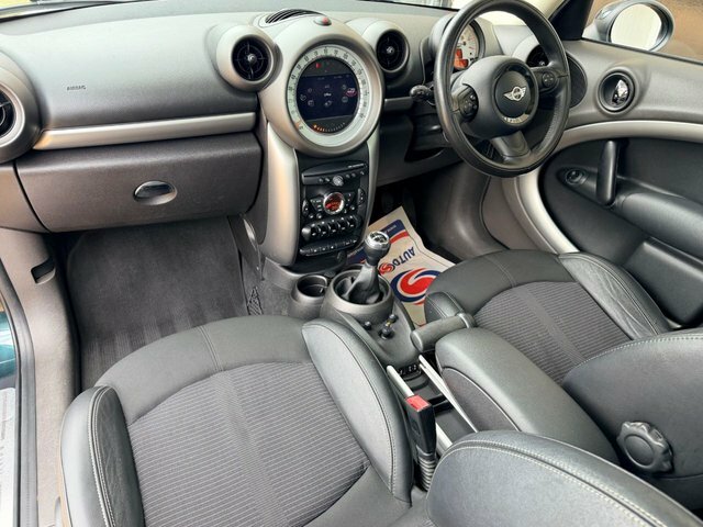 Mini Countryman 1.6 Cooper Suv Euro 5 Ss 122 Green #2