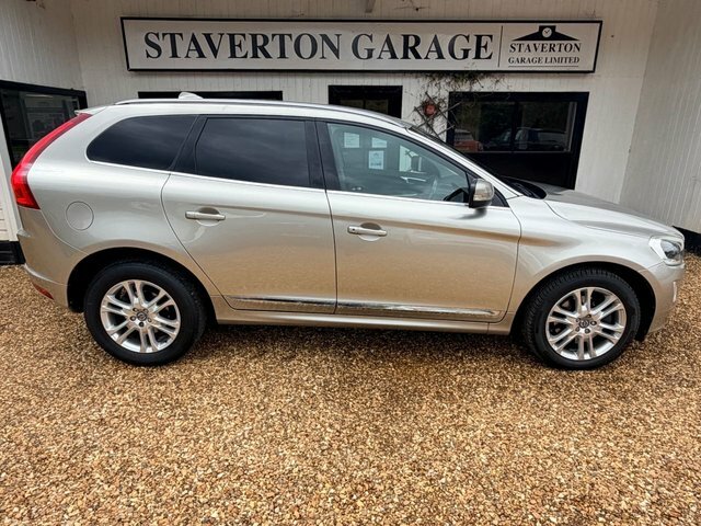Volvo XC60 2.4 D5 Se Lux Nav Suv Geartronic Awd Eu KP15BVE Gold #5