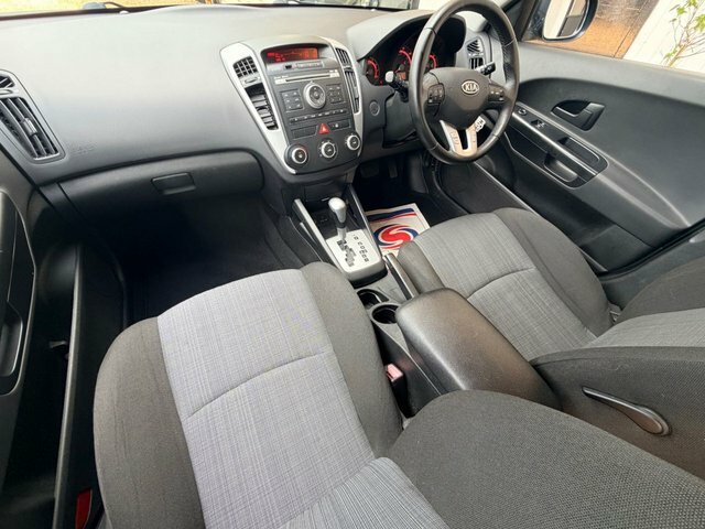Kia Ceed 1.6 2 Sports Wagon Euro 5 124 Bhp Grey #3