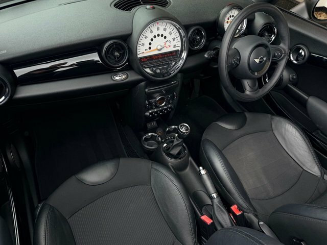 Mini Convertible 1.6 Cooper Convertible Euro 6 S Black #3