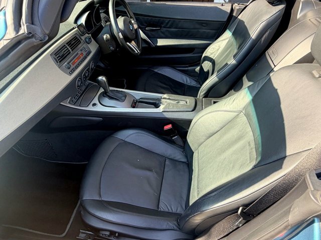 BMW Z4 2.5I Se - 2004 04 Black #24