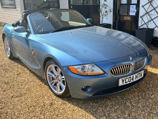 BMW Z4 3.0L 228 Bhp Blue