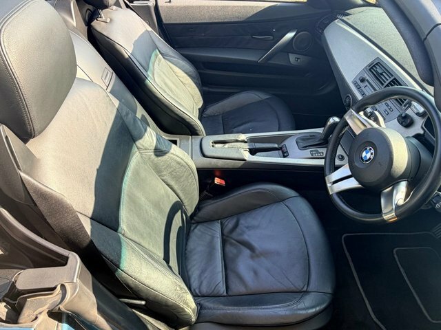 BMW Z4 2.5I Se - 2004 04 Black #25