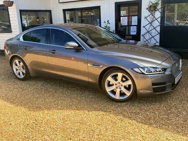 Jaguar XE 2.0D Portfolio Saloon Euro 6 Ss OE66WNN Grey #4