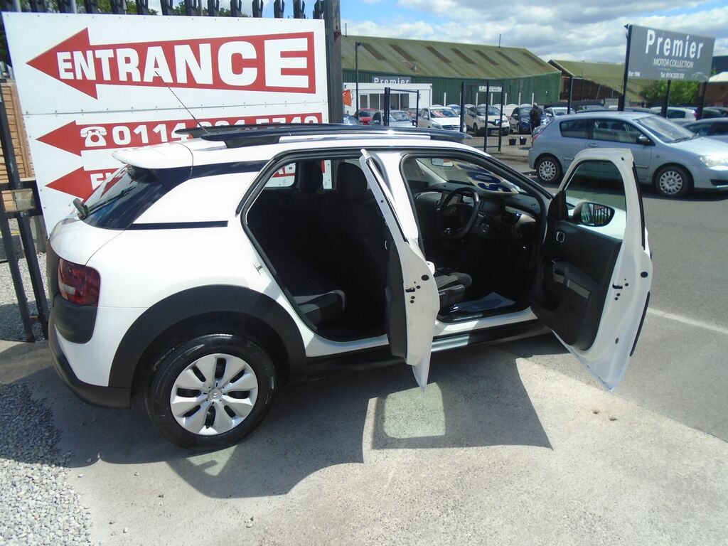 Citroen C4 Cactus 1.6 Bluehdi Feel Hatchback Euro SY65LZR White #5