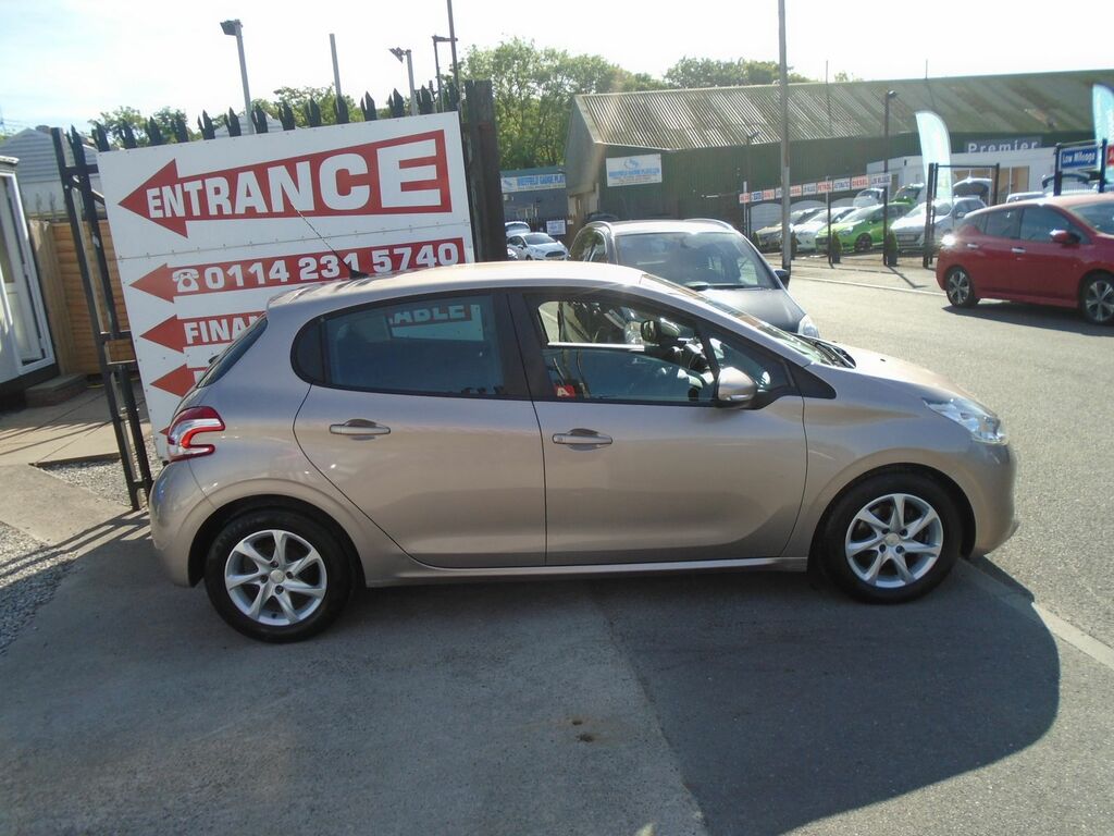 Peugeot 208 1.2 Vti Puretech Active Hatchback Manua DF64GKV Pink #6