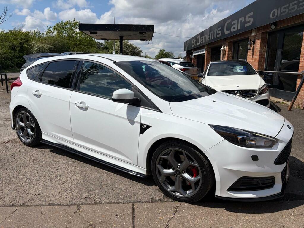 Ford Focus Hatchback 2.0 Tdci St-3 Euro 6 Ss 201818 White