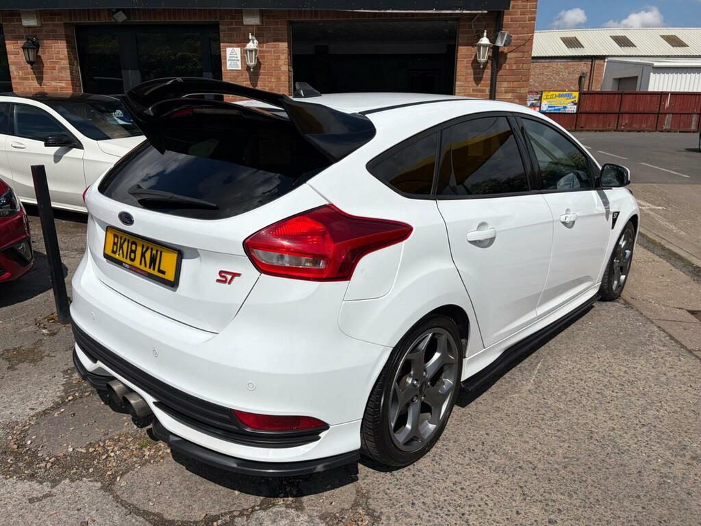 Ford Focus Hatchback 2.0 Tdci St-3 Euro 6 Ss 201818 BK18KWL White #6