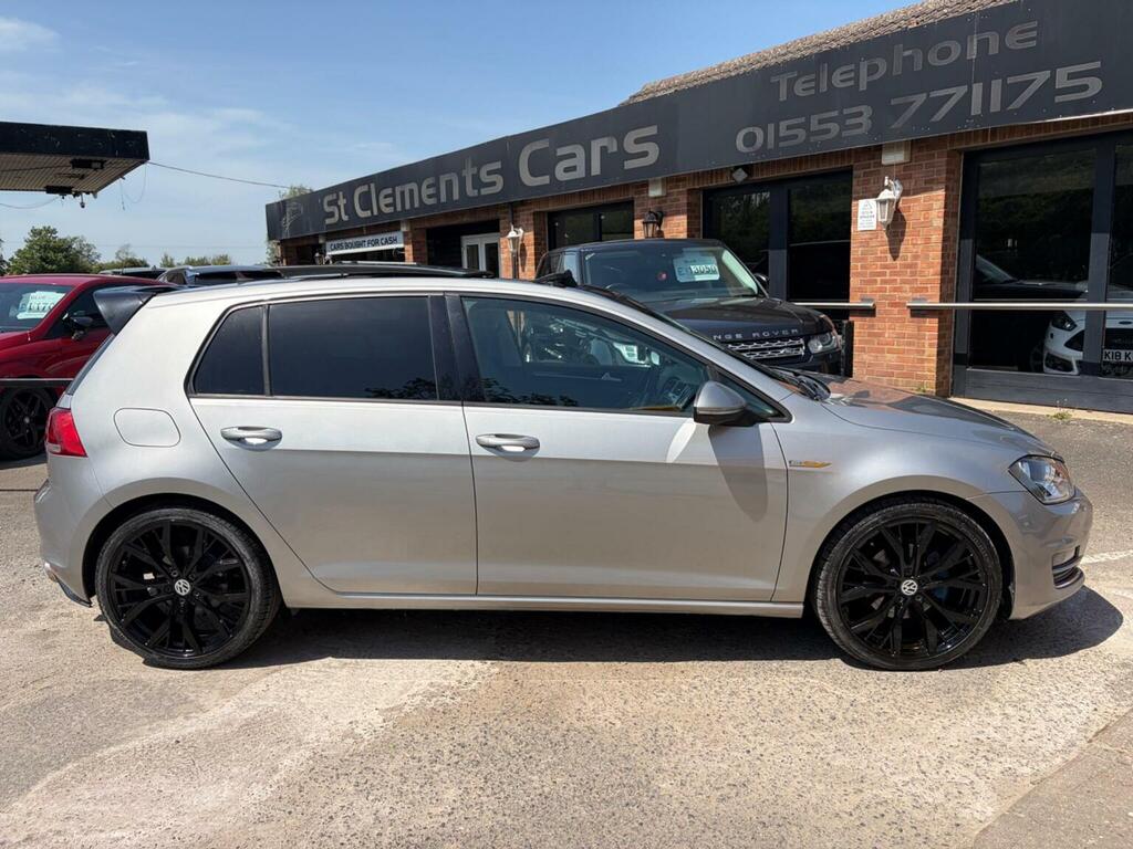 Volkswagen Golf Hatchback 1.6 Tdi Bluemotion Tech Gt Edition Euro EU66UHL Silver #2