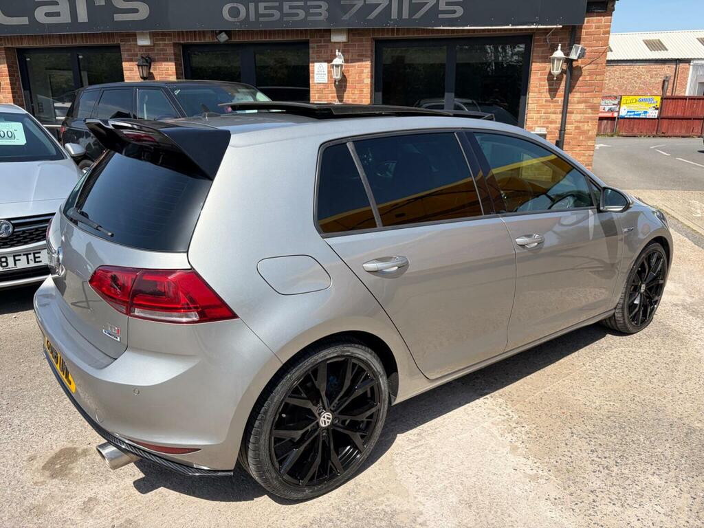 Volkswagen Golf Hatchback 1.6 Tdi Bluemotion Tech Gt Edition Euro EU66UHL Silver #3