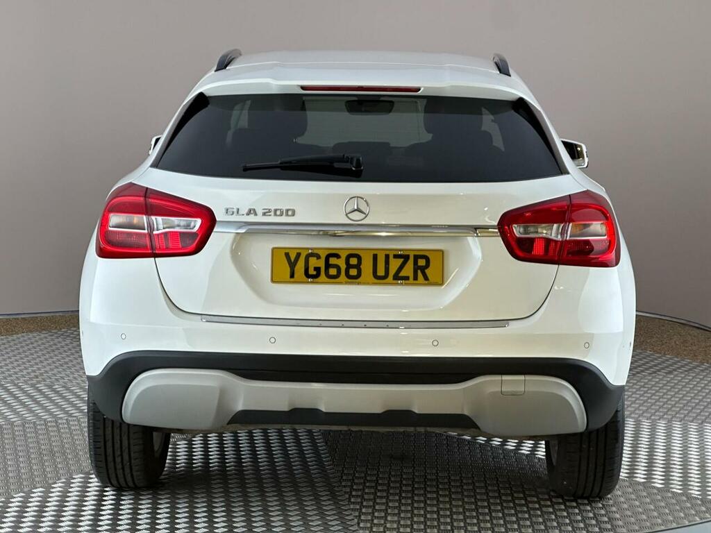 Mercedes-Benz GLA Class 1.6 Gla200 Se Executive Euro 6 Ss YG68UZR #5