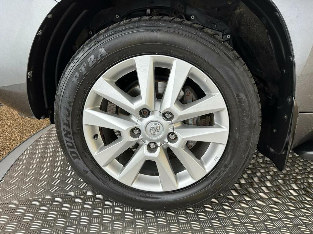 Toyota Land Cruiser V8 4.5 D-4d V8 4Wd Euro 5  #32