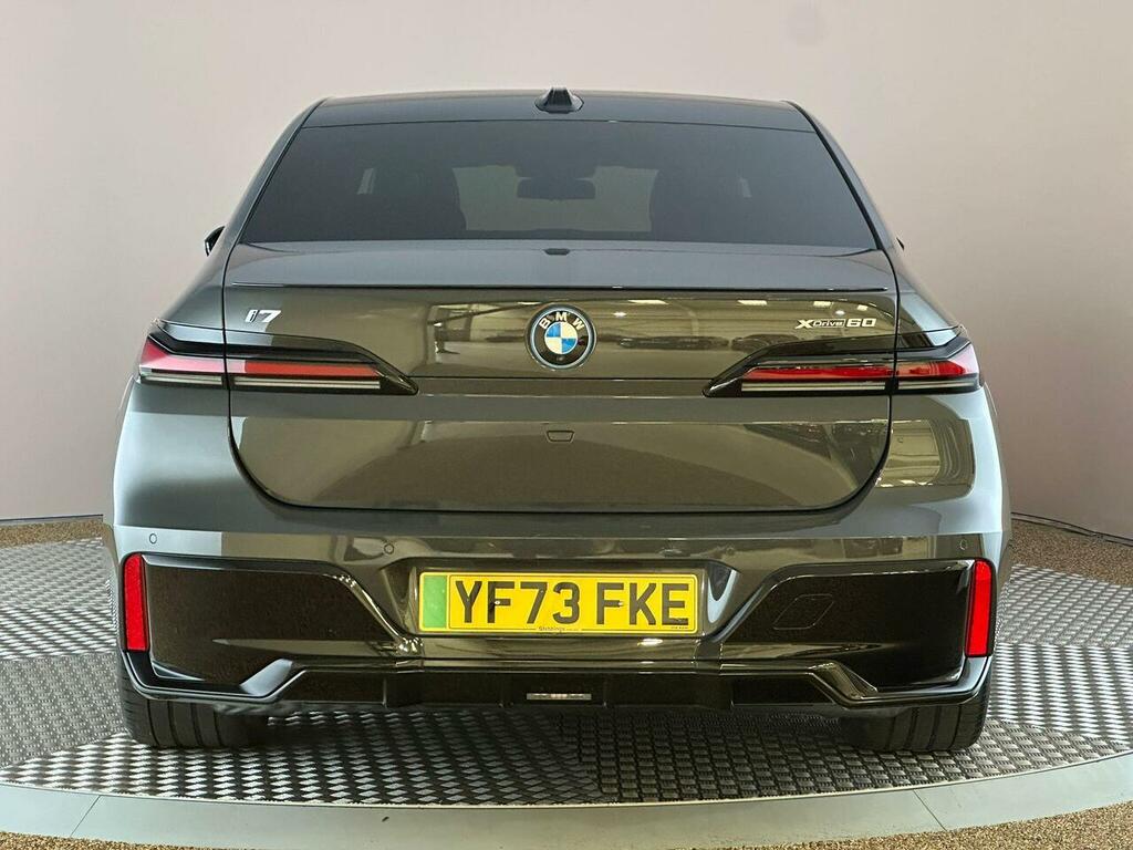 BMW i7 60 105.7Kwh M Sport Pro Saloon #5