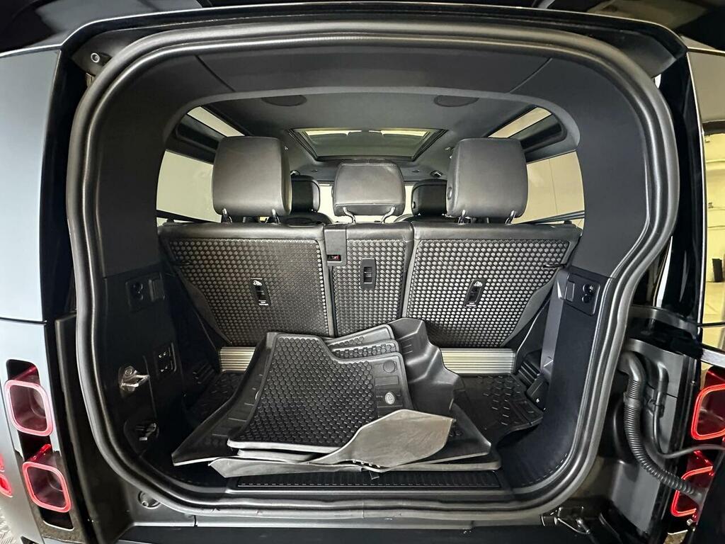 Land Rover Defender 90 2.5 90 X-tech Ltd Edition Td5 4X4 Silver #29