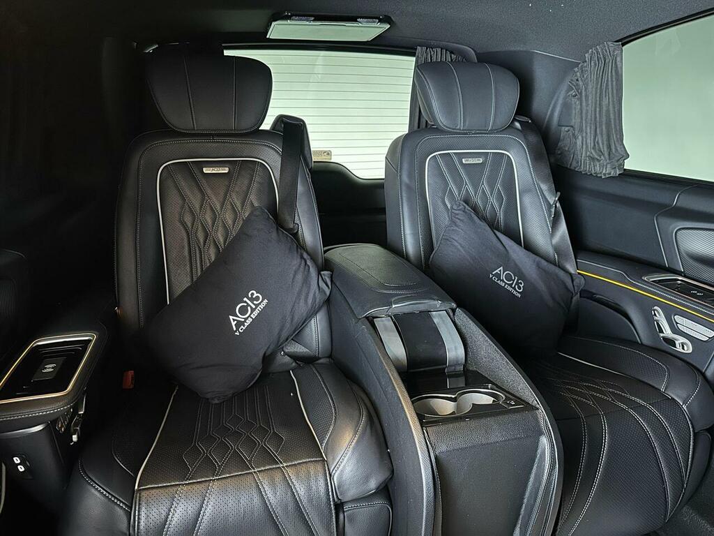 Mercedes-Benz V Class Mpv Silver #21