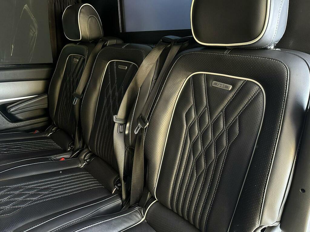 Mercedes-Benz V Class Mpv Silver #23